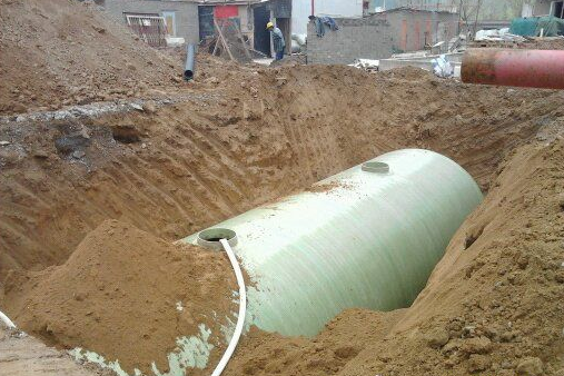 小型一體化污水處理設(shè)備-緊湊設(shè)計(jì)-運(yùn)維簡(jiǎn)便